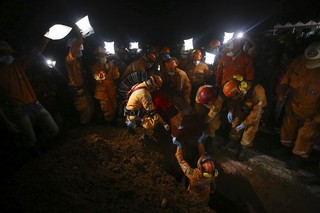 Kolumbia: Już 290 ofiar śmiertelnych lawiny błotnej w Mocoa