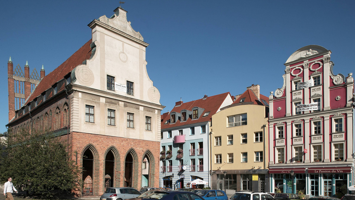 1200 melomanów jednocześnie pomieści nowa filharmonia w Szczecinie. Dzisiaj podpisano umowę na budowę gmachu. Inwestycja ma się zakończyć w połowie 2013 r. Według władz miasta budynek stanie się ikoną architektury miasta oraz ważnym elementem promocyjnym Szczecina.