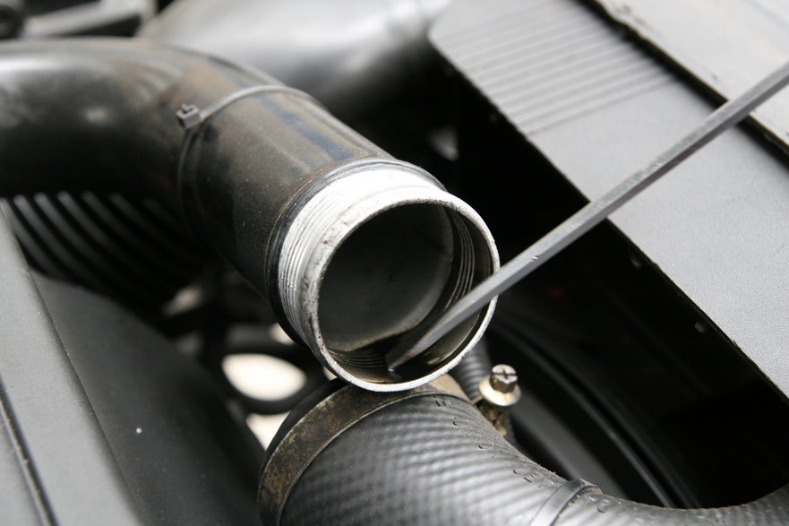 Olej w dolocie i intercoolerze źle świadczy o kondycji turbosprężarki
