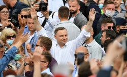 Prezydent Duda: Jeśli chcemy znaczyć więcej, musimy się rozepchnąć [WIDEO]