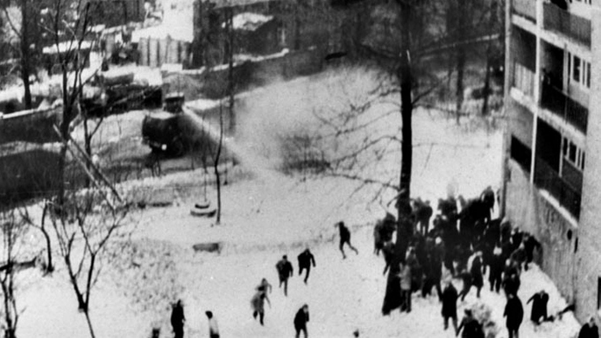 Stan wojenny: Masakra w kopalni Wujek. 38 rocznica zbrodni