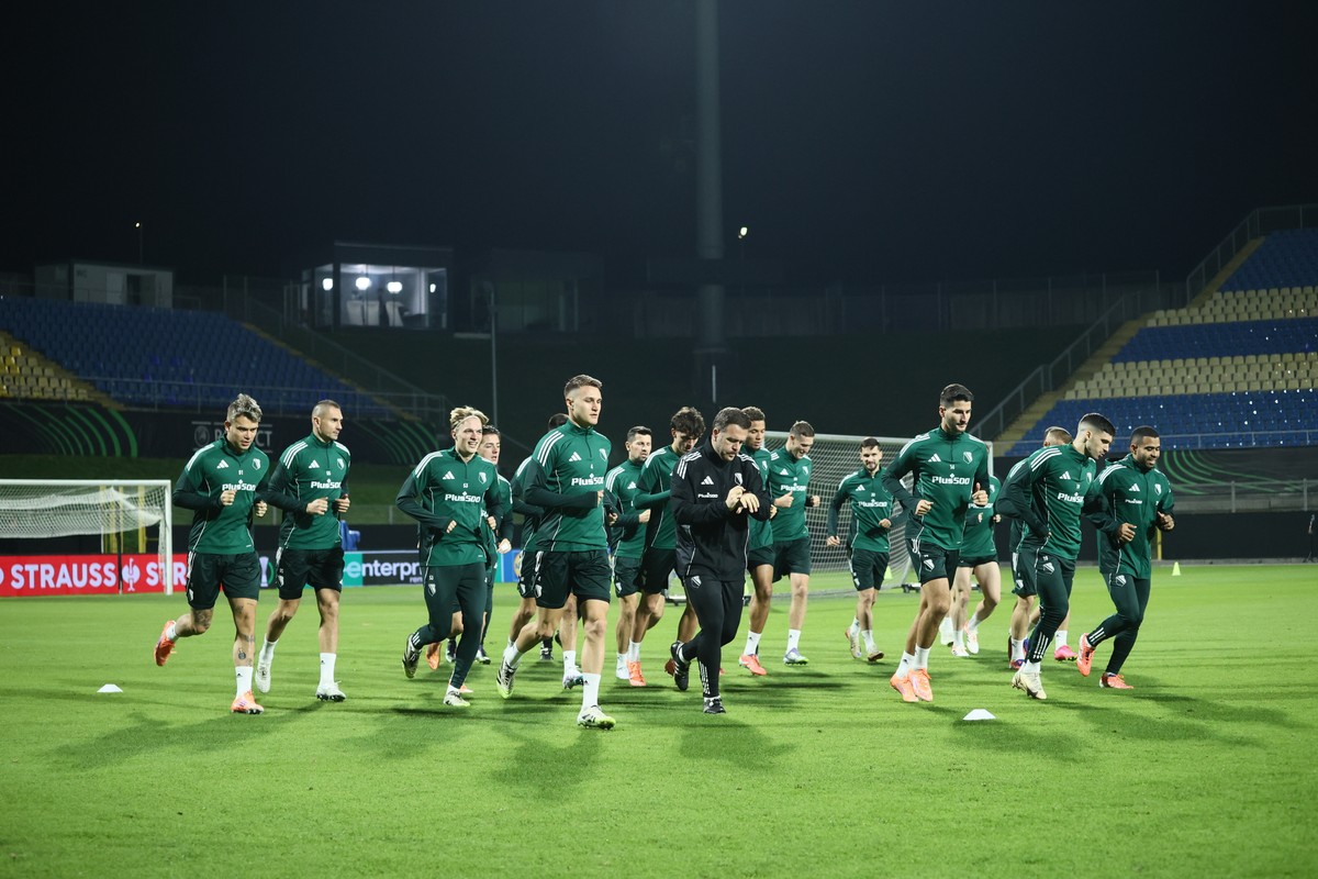 Legia Warszawa złożyła ofertę byłemu trenerowi Lecha Poznań. To on ma być następcą Iordanescu