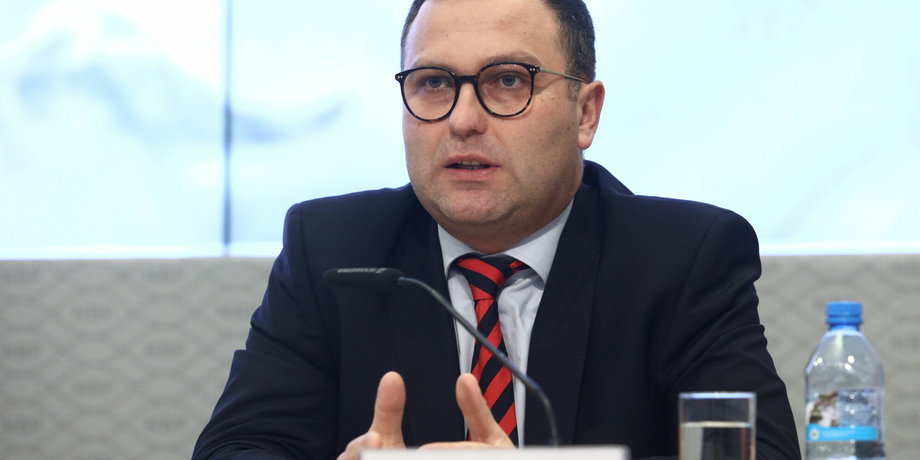 Senat odwołał Rafała Surę z funkcji członka RPP.