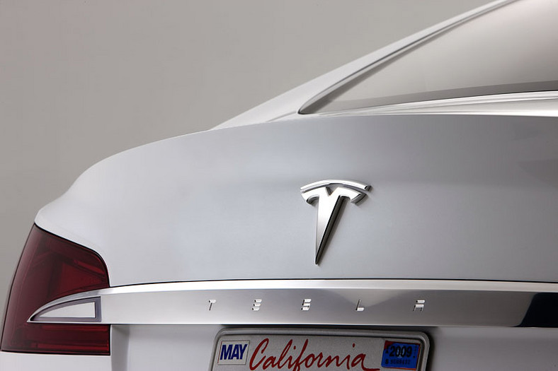 Tesla Model S – pierwsze informacje i zdjęcia