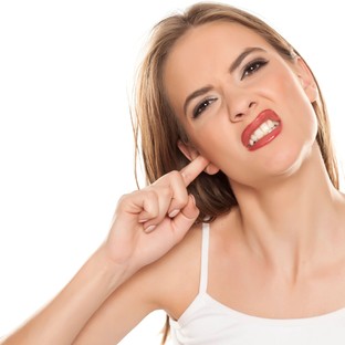 Rendszeresen járok úszni, ám állandóan viszket a fülem - mit tegyek? Az orvos válaszol