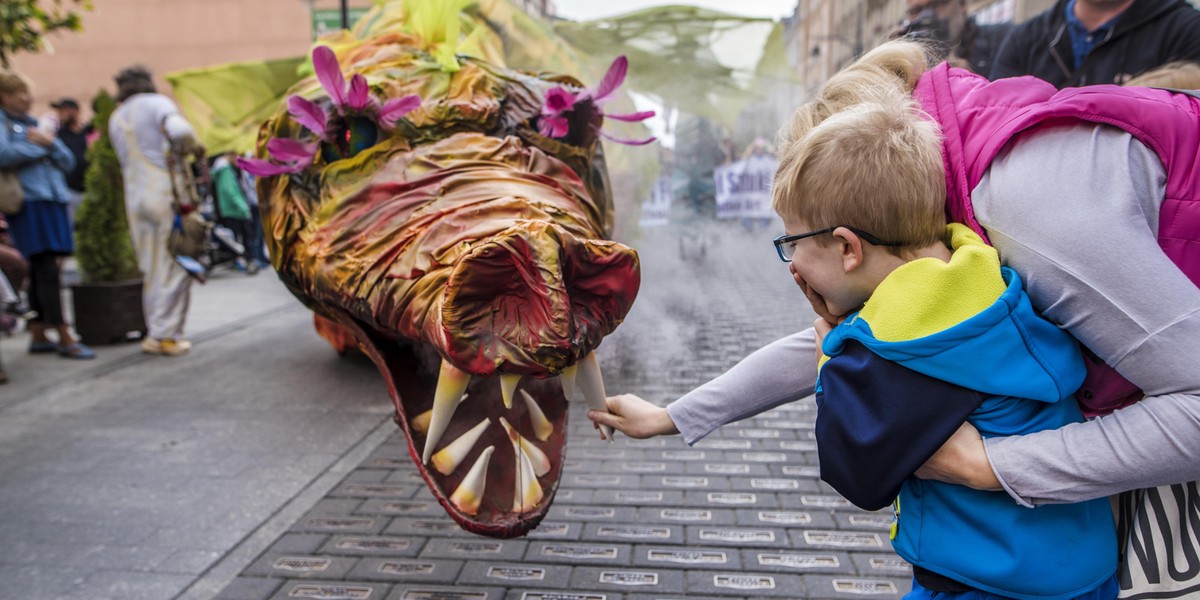 AnimArt, festiwal lalkarzy w Łodzi z paradą smoków na Piotrkowskiej i spektaklami w Teatrze Arlekin, Pasażu Schillera i w Manufakturze