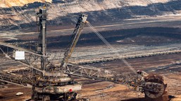 rząd odsłania karty. transformacja może być albo szybka albo zrównoważ