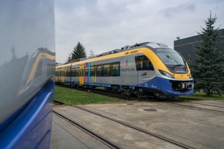 Impuls dla Kolei Małopolskich. Wyścig z samochodem w drodze do Krakowa