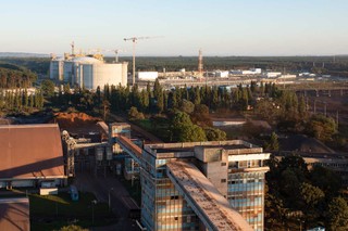 Rekord terminalu w Świnoujściu. W maju PGNiG odebrało sześć dostaw LNG
