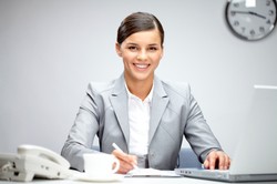 Samozatrudnienie to niższe koszty ZUS, ale też utrata przywilejów