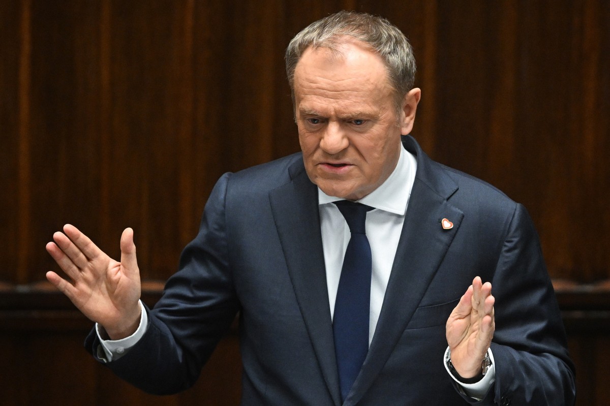 Donald Tusk szkolenia wojskowe