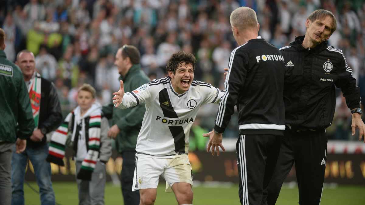 Po raz jedenasty w historii polskiego futbolu ta sama drużyna zdobyła mistrzostwo i Puchar Polski. Po raz szósty z dubletu cieszy się Legia Warszawa. W niedzielę, zapewniając sobie triumf w rozgrywkach ligowych, powtórzyła wyczyn z lat 1955-56, 1994-95 i 2013.