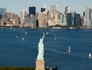 Mniej, ale lepiej. Czy pokusy i ograniczona samokontrola wpływają na funkcjonowanie gospodarki?