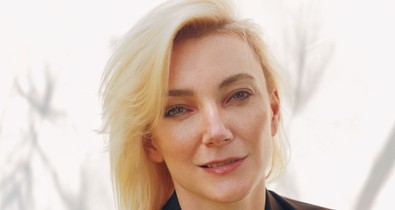 Borbély Alexandra csodaszép a GLAMOUR Book címlapján, és amit elmesélt, az mindenkinek nagy segítség