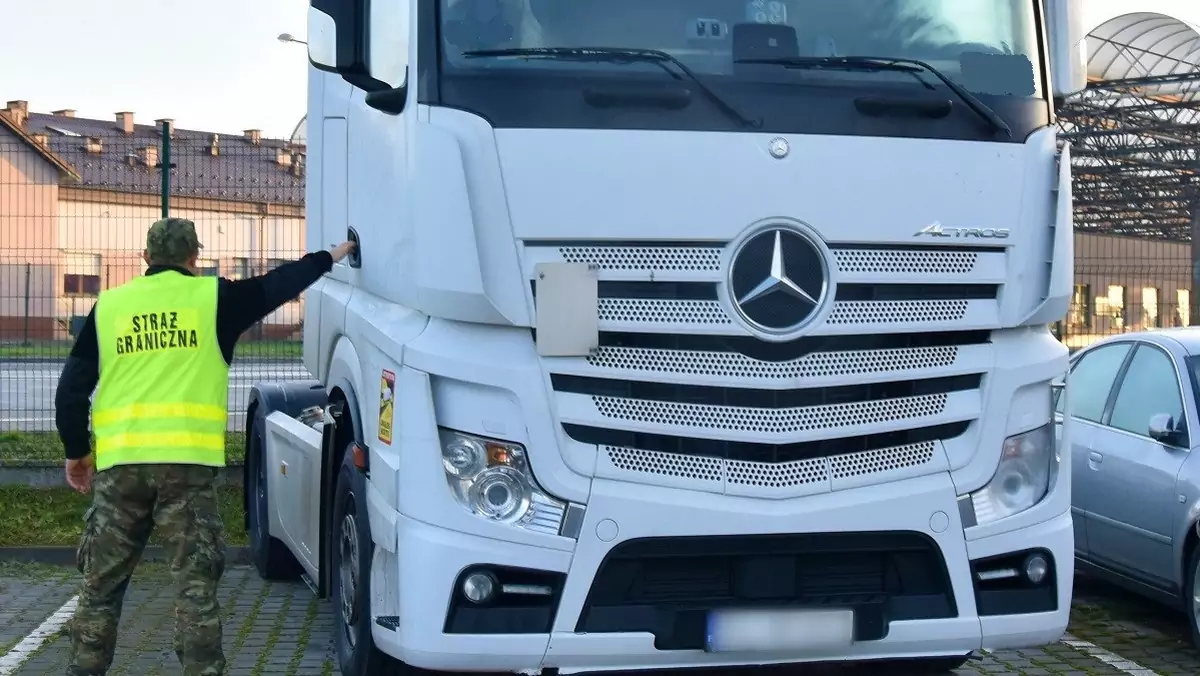 Mercedes Actros odzyskany na granicy