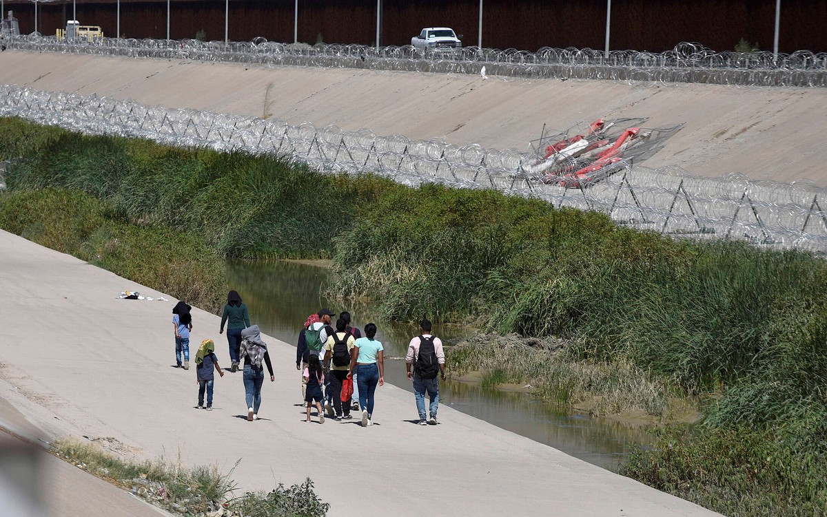 Juarez mayor launches SOS to cope with migration wave