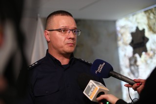 Rzecznik KGP o wydarzeniach w Głogowie: Zgromadzenie było nielegalne. Troje zatrzymanych wyzywało i szarpało policjantów