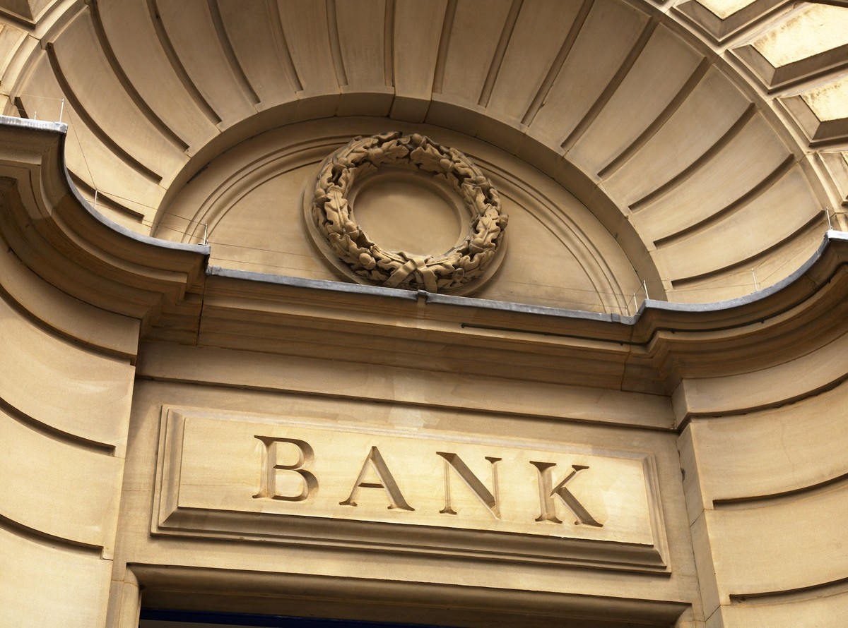 Rosjanie masowo wycofują pieniądze z banków. Z kont znikają miliardy rubli