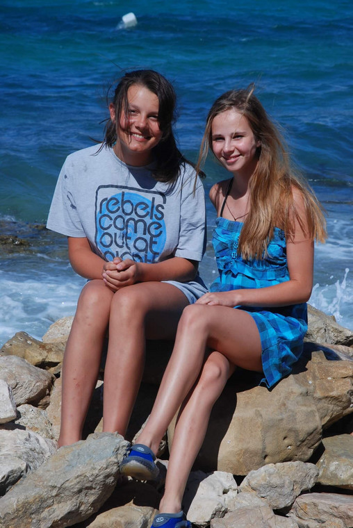 Marysia Mikołajek i Monika Lis podczas wakacji na wyspie Pag w 2015 r.