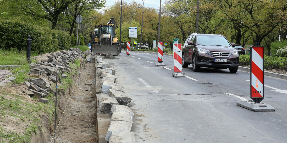 Pracowita majówka na stołecznych drogach