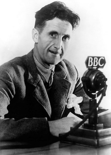 Orwell jako pracownik BBC (domena publiczna)