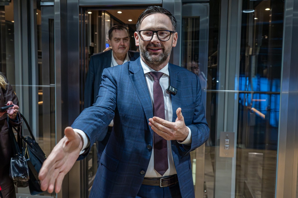 Daniel Obajtek i działki pod elektrownię atomową