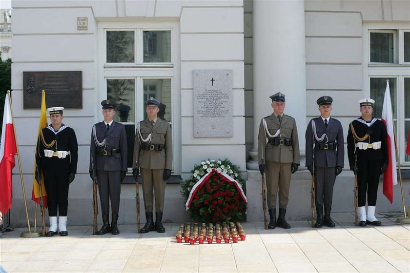 Tak Polacy uczcili Ofiary katastrofy! FOTO