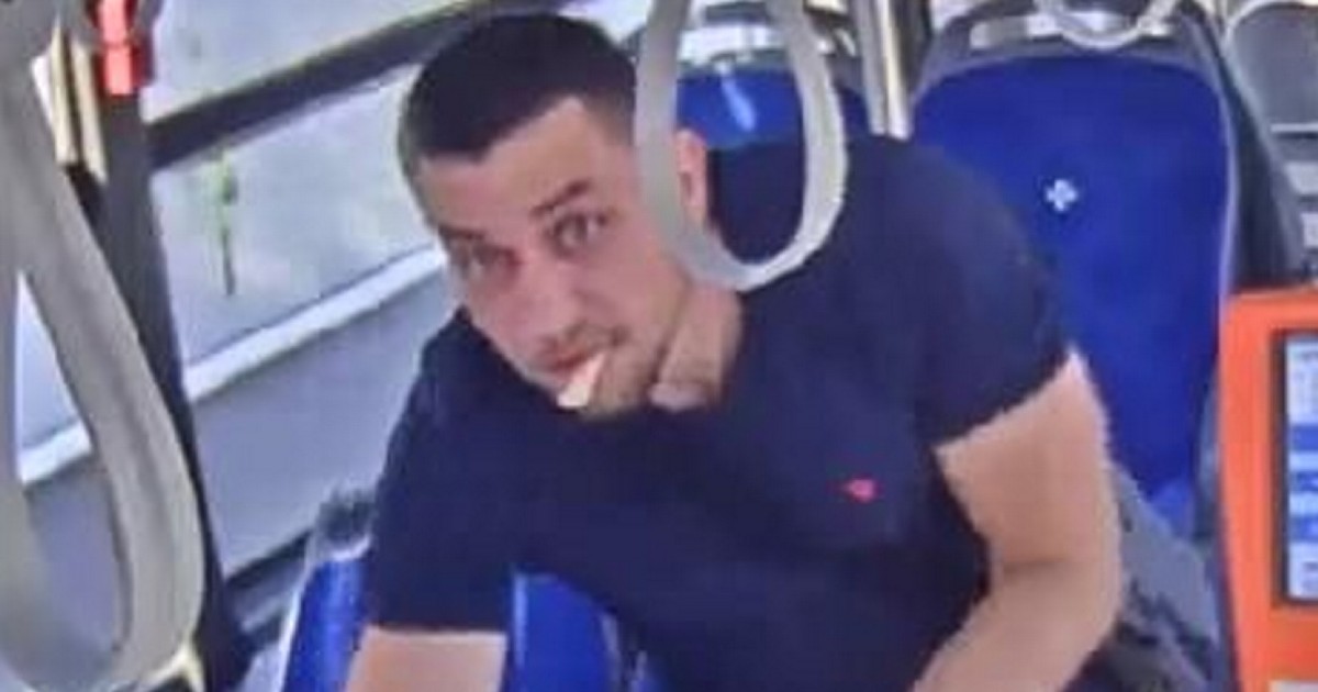 Zrobił to z patyczkiem w zębach. Policja publikuje zdjęcia