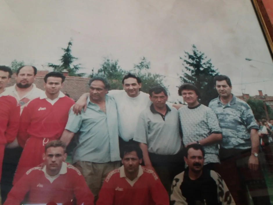 "ŠABAN ŽIVI, OVO NIJE UMRLICA" U Šapcu osvanuo mural sa likom Šaulića, a ono što su ispričali njegovi sugrađani tera suze na oči