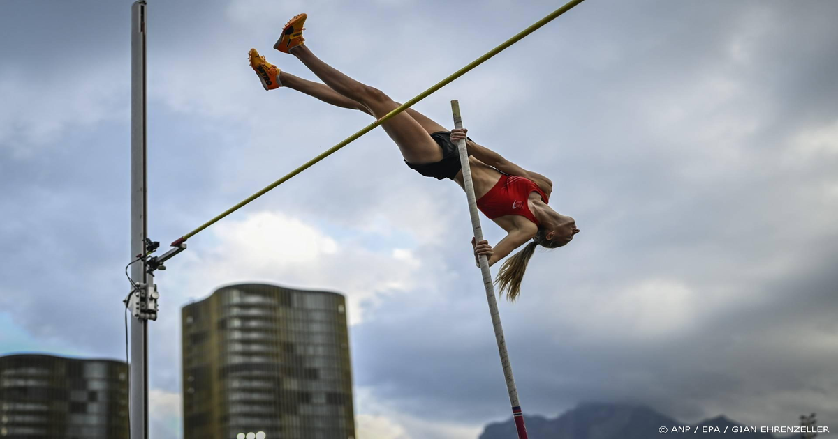 Marijn Kieft (19) breekt twee Nederlandse records met 4,60 meter