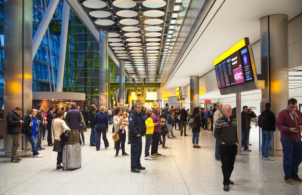 Władze lotniska Heathrow porozumiały się z pracownikami. Strajk odwołany