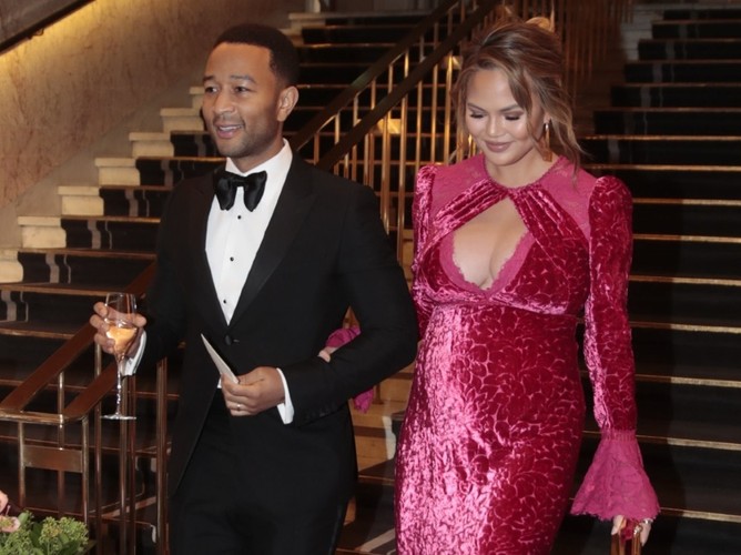 John Legend i Chrissy Teigen