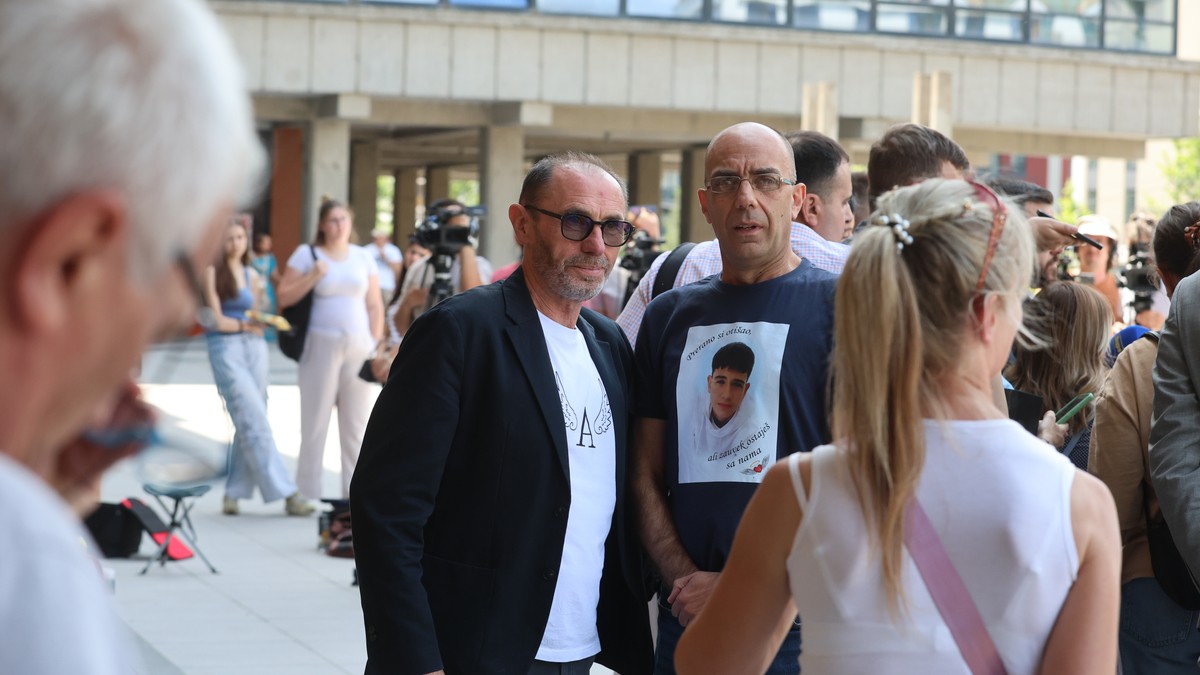 Suđenje Kecmanovićima  