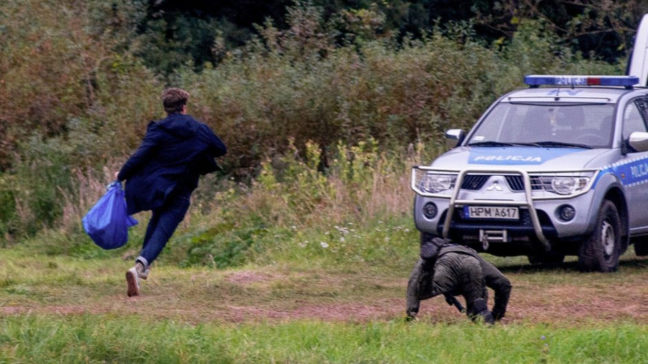 Próbował przedrzeć się do migrantów na granicy. O pośle Franciszku Sterczewskim już wcześniej było głośno