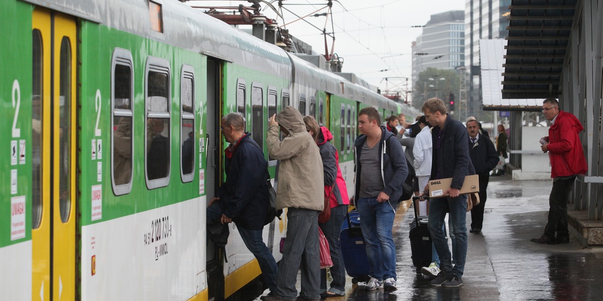 rozkładów pociągów podmiejskich