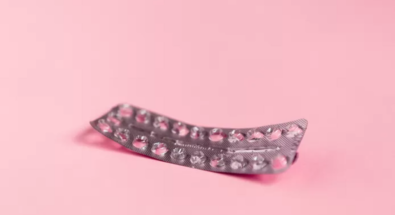 pilule contraceptive -illustration-