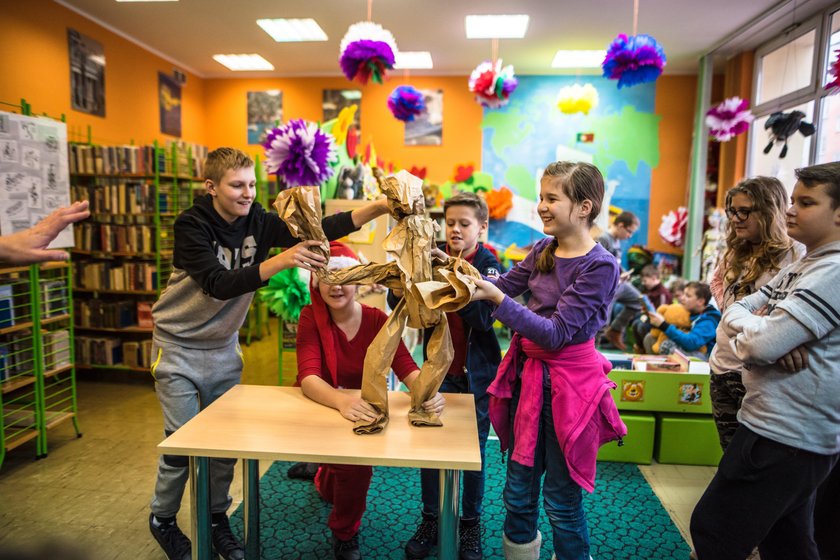 warsztaty lalkarskie w bibliotece