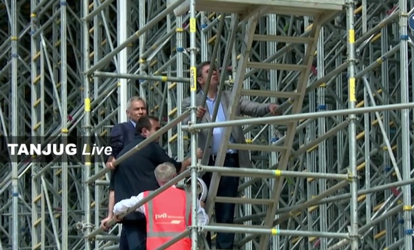 Predsednik u obliasku radova