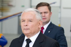 Kaczyński przeciwko prywatyzacji PKP Cargo. Chodzi o obronność kraju