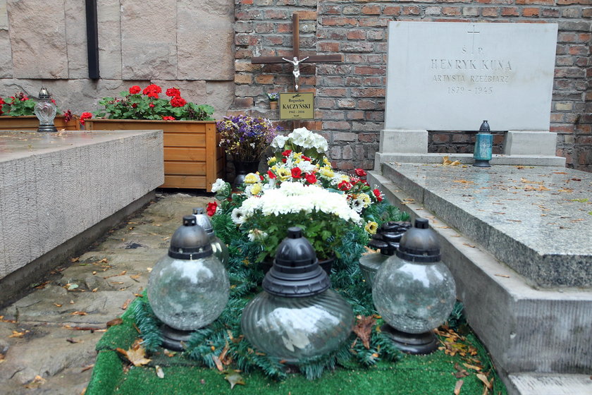 Grób Bogusława Kaczyńskiego jest na warszawskich Powązkach