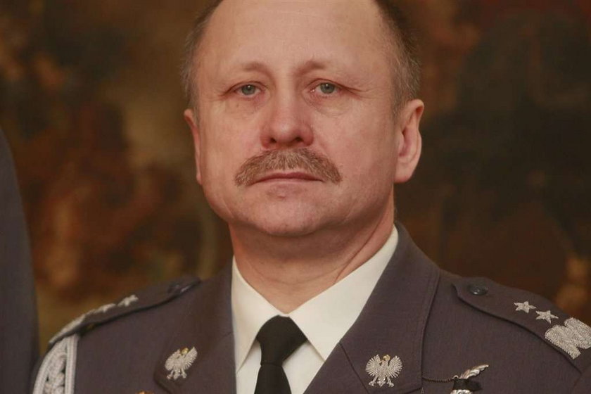 Gen. Czaban: Nie wiemy, kto trzymał stery