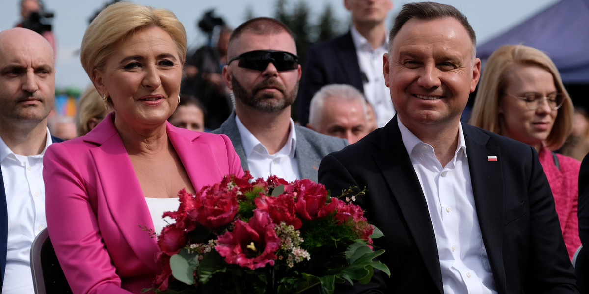 Pierwsza dama Agata Kornhauser-Duda była na uroczystości nadania jej imienia nowej odmianie tulipanów. Towarzyszył jej mąż – prezydent Andrzej Duda.
