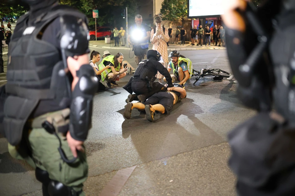 Protest kod Generalštaba, hapšenje