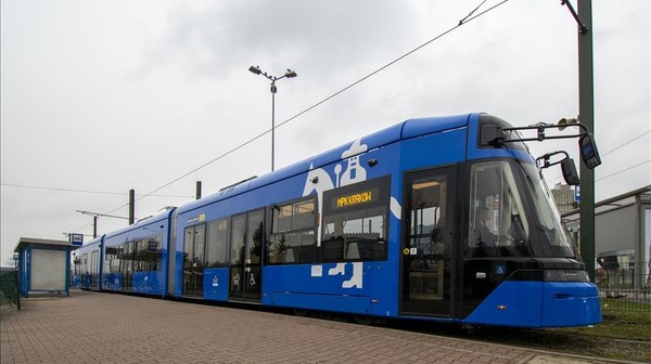 Budowa nowej linii tramwajowej na odcinku pomiędzy Placem Inwalidów a Nowym Kleparzem ma wspomóc torowisko na ul. Karmelickiej. 