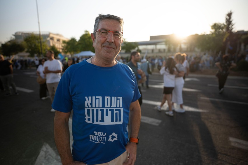 Rat treba da se okonča tek kada Hamas bude na kolenima, kaže Avigdor Bargil | Foto: Lee Durant/BBC