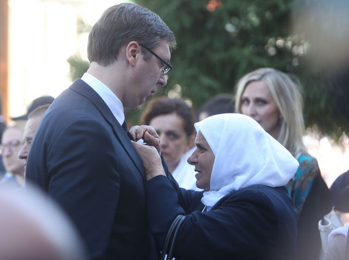 SREBRENICA Vučić: Da pognemo glavu i ne zaboravimo