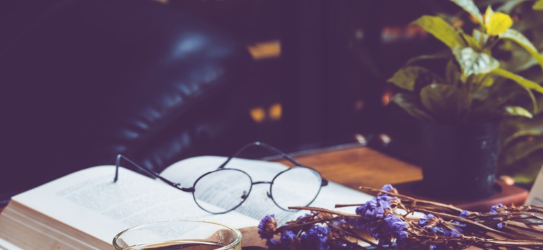 Arcytrudny QUIZ z literatury. Dopasuj bohatera do książki. 15/15 tylko dla moli książkowych