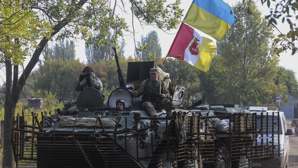 Rada Bezpieczeństwa Narodowego i Obrony Ukrainy poinformowała o postępach w rozmowach na temat utworzenia strefy buforowej na wschodzie kraju, jednak podkreśliła, że niektóre grupy prorosyjskich bojowników nie podporządkowują się niczyim rozkazom.