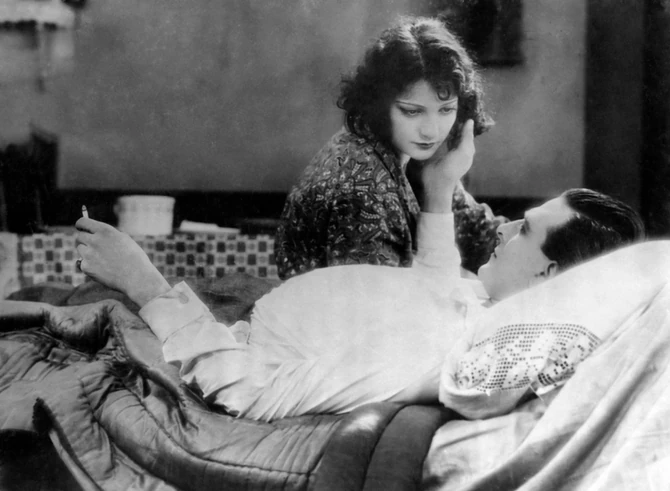 Majka joj je zabranila odlazak na Izbor za mis Jugoslavije, pa je Ita pobegla u Nemačku i postala glumica