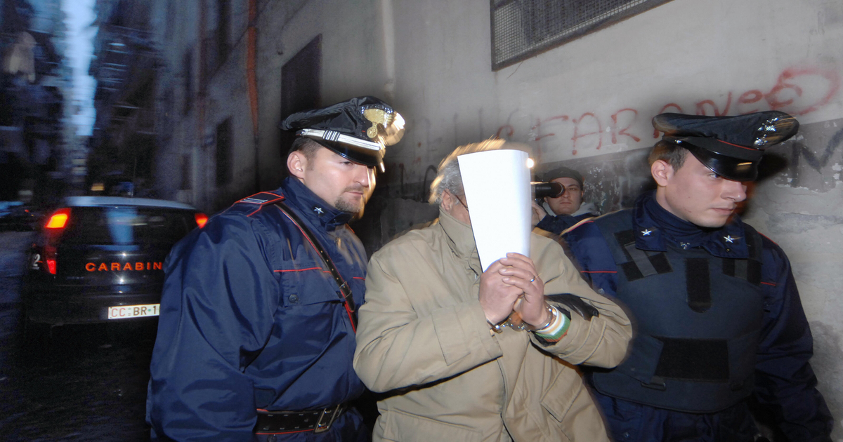 Blitz dei Carabinieri in tutta Italia: 16 arresti, droga e armi sequestrate